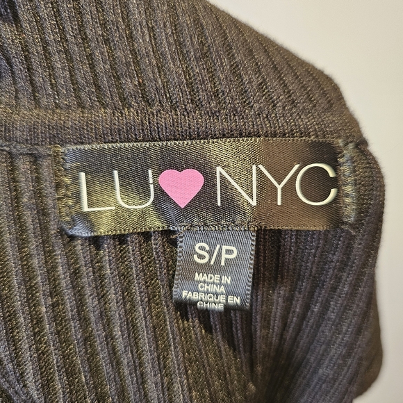 LU❤️NYC black rayon ribbed knit sleeveless long top size S US - Picture 5 of 7
